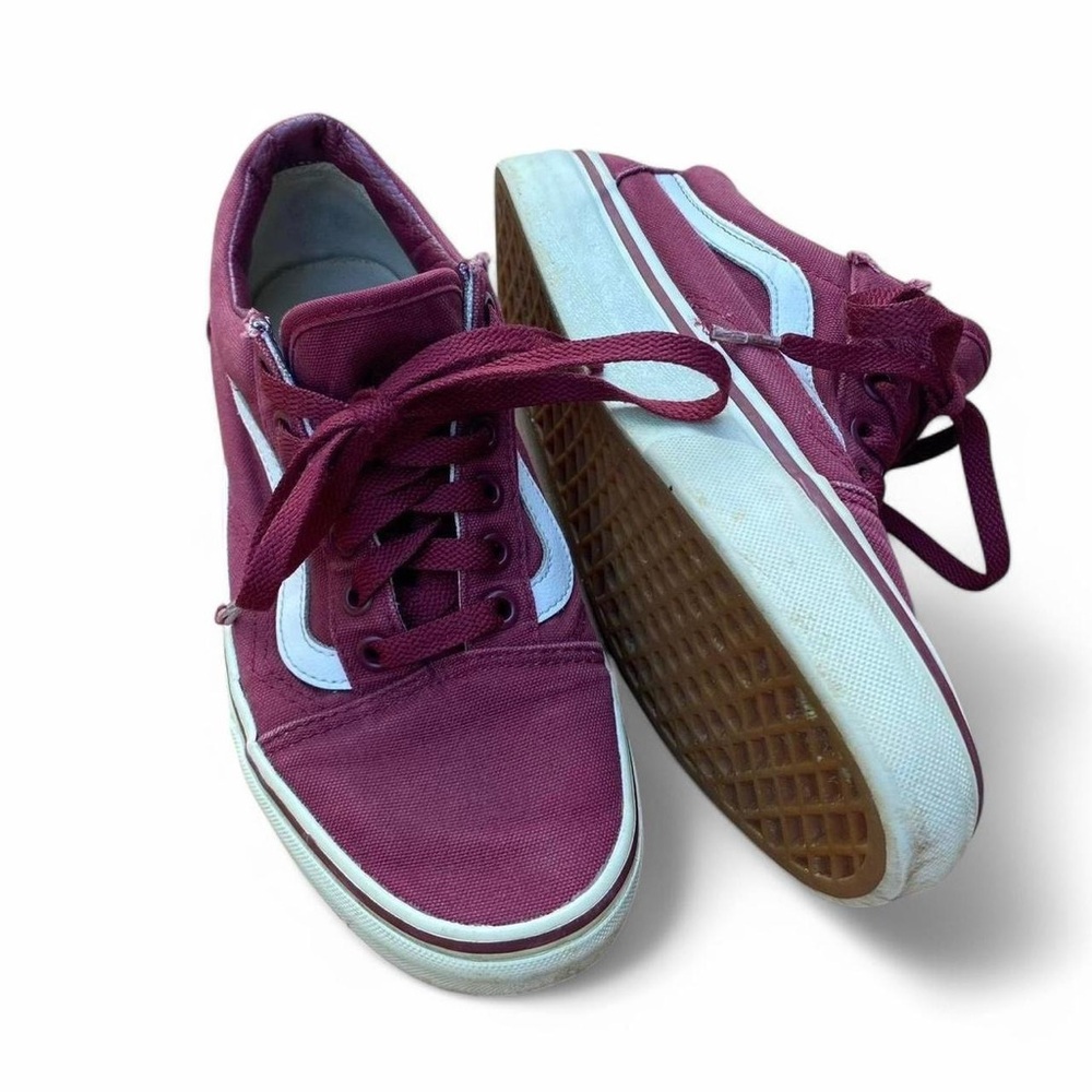 maroon vans